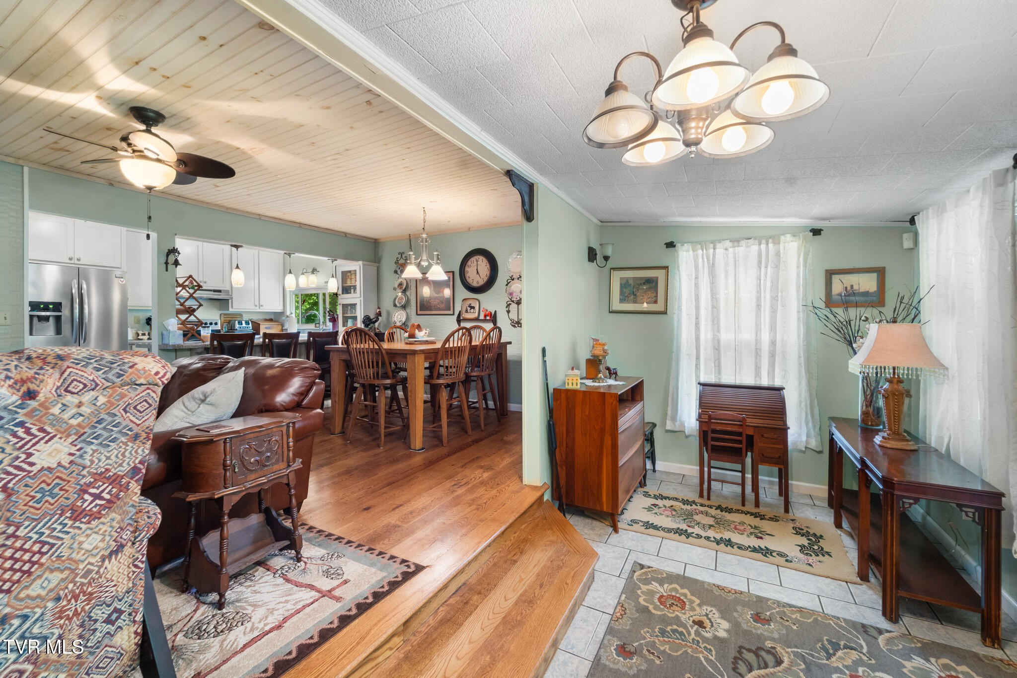 929 Noah Snyder Road Mountain City, TN 37683 - Photo 22 of 46 DSC07957