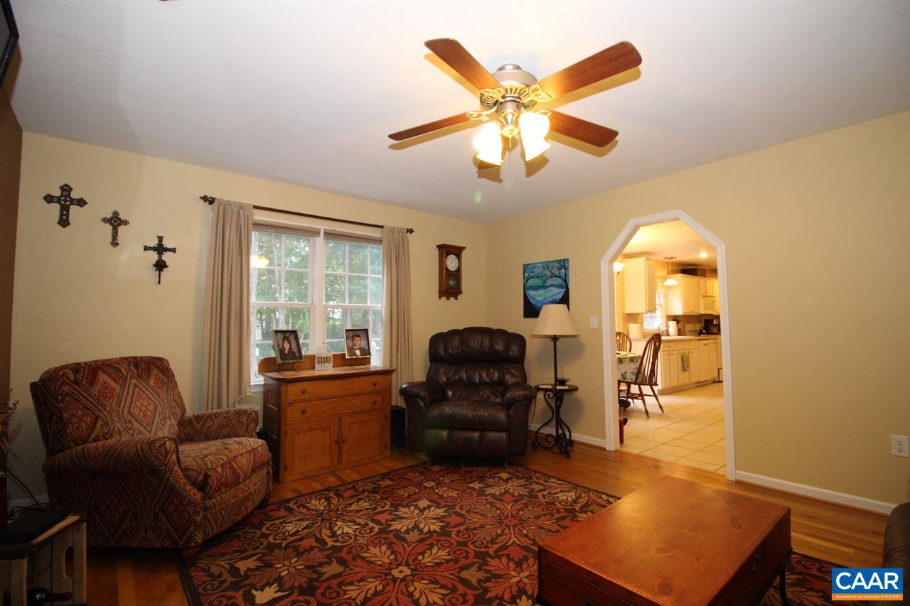 24 Rutherford Lane Stuarts Draft, VA 24477 - Photo 11 of 50 Gallery Image 11