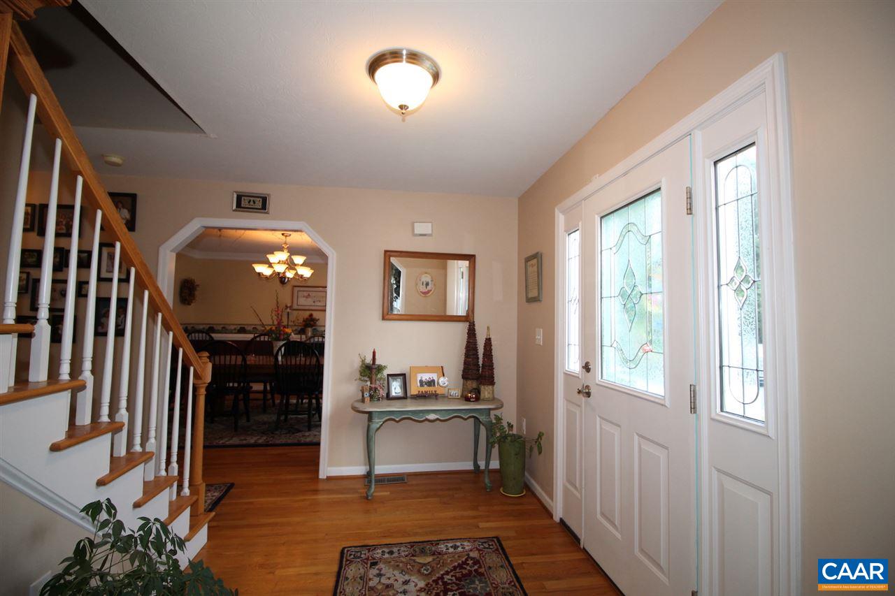 24 Rutherford Lane Stuarts Draft, VA 24477 - Photo 5 of 50 Gallery Image 5