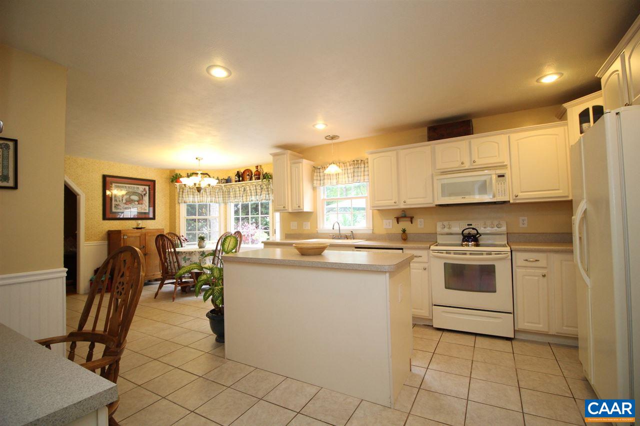 24 Rutherford Lane Stuarts Draft, VA 24477 - Photo 6 of 50 Gallery Image 6