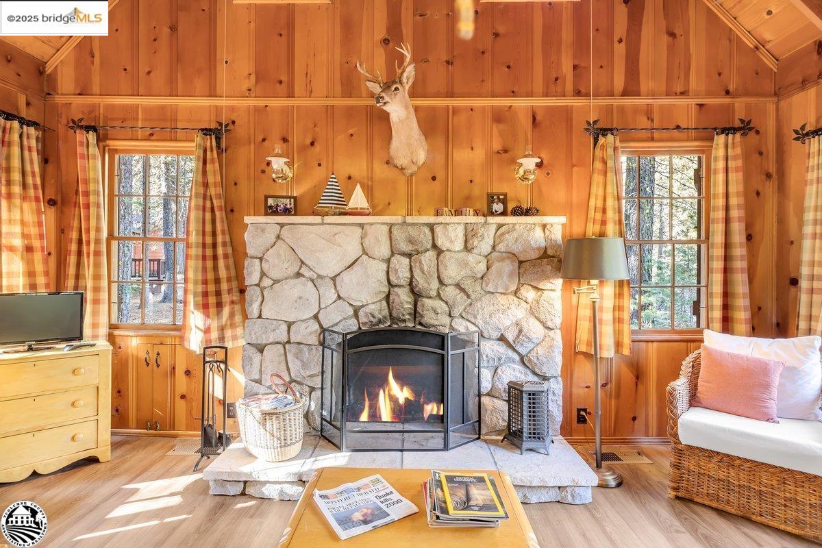 264 Sugarpine Pinecrest, CA 95364 - Photo 12 of 45