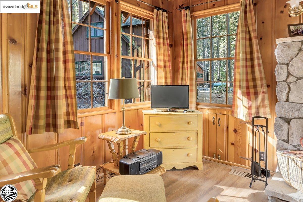 264 Sugarpine Pinecrest, CA 95364 - Photo 19 of 45