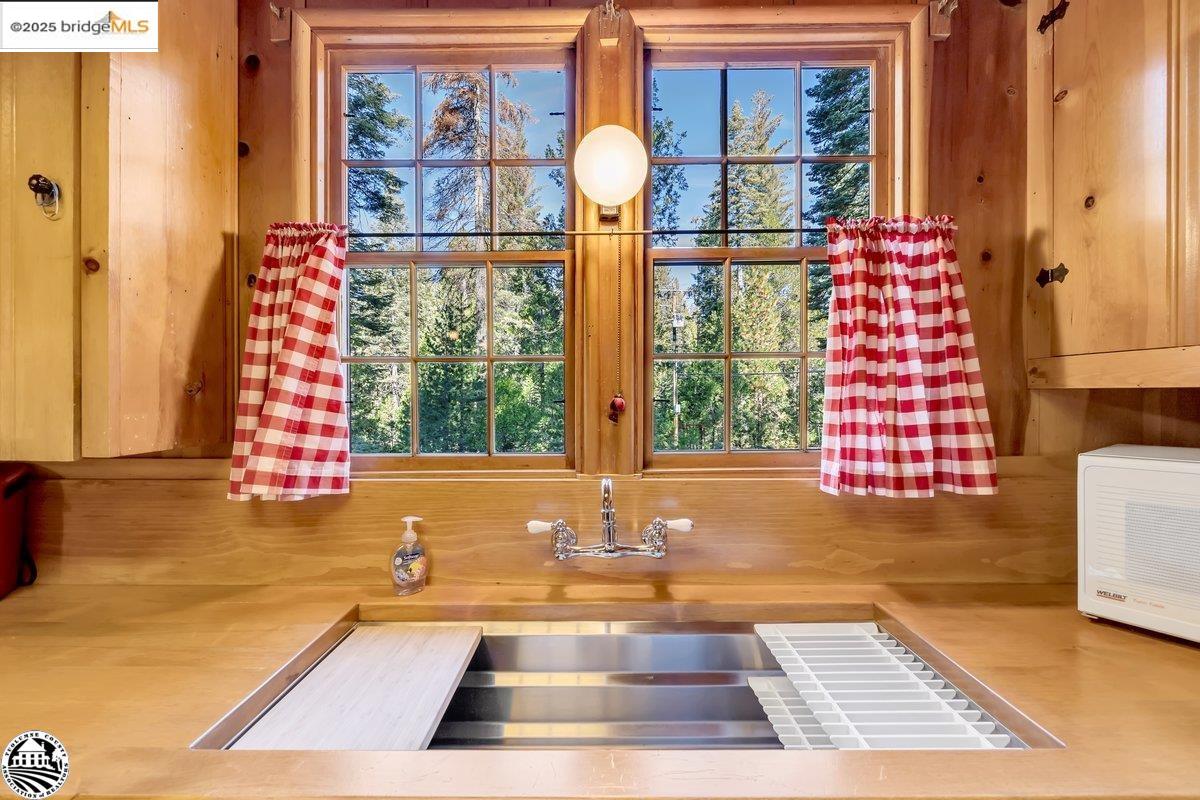 264 Sugarpine Pinecrest, CA 95364 - Photo 5 of 45