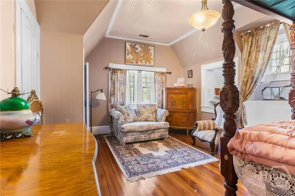 $599,900 | 229 North Woodlawn Drive, Crawford, GA 30630