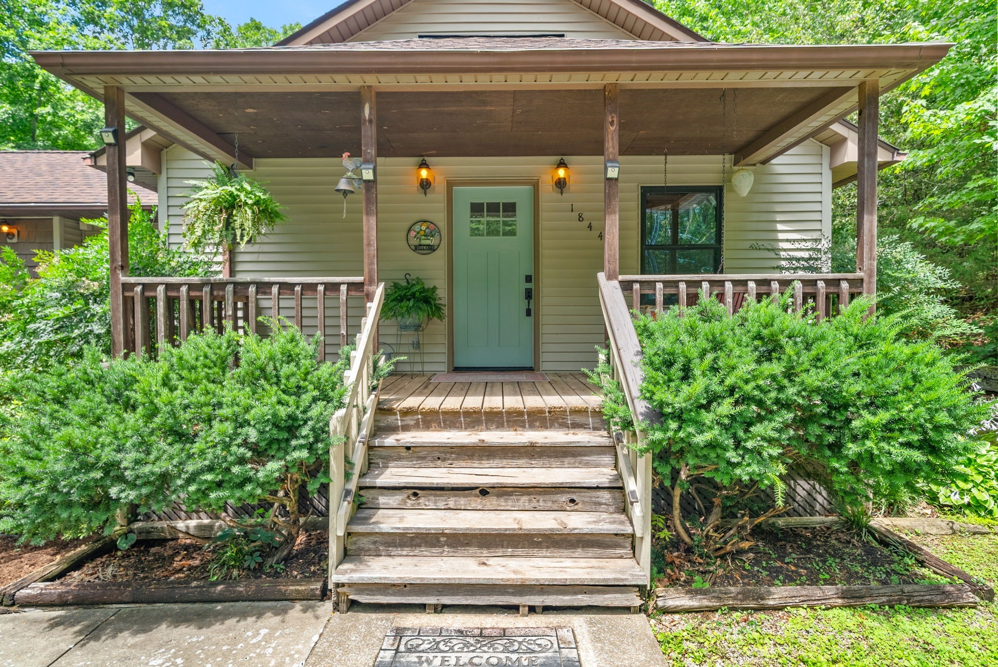 1844 Hogue Road Clarksville, TN 37040 - Photo 4 of 96 Gallery Image 4