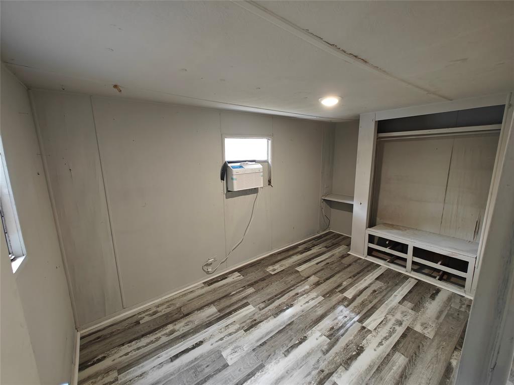 411 East Locust Street Whitewright, TX 75491 - Photo 7 of 7