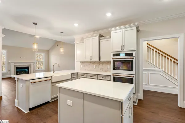 $887,000 | 204 Chandler Court, Easley, SC 29642