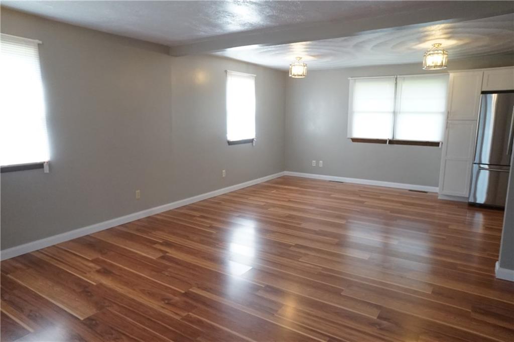 1026 Bonniebrook Road Butler, PA 16002 - Photo 3 of 17