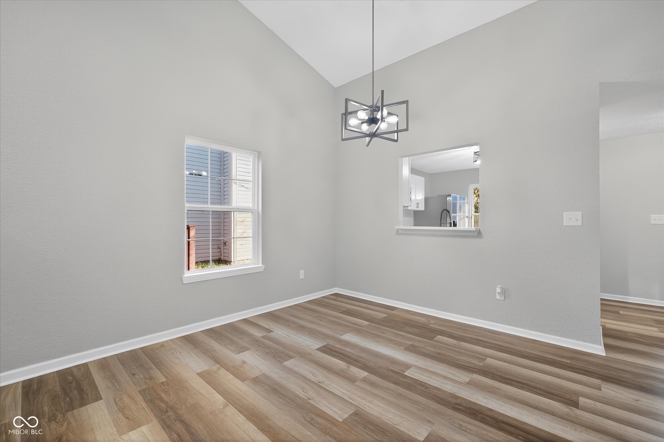 12126 Blue Springs Lane Fishers, IN 46037 - Photo 13 of 31