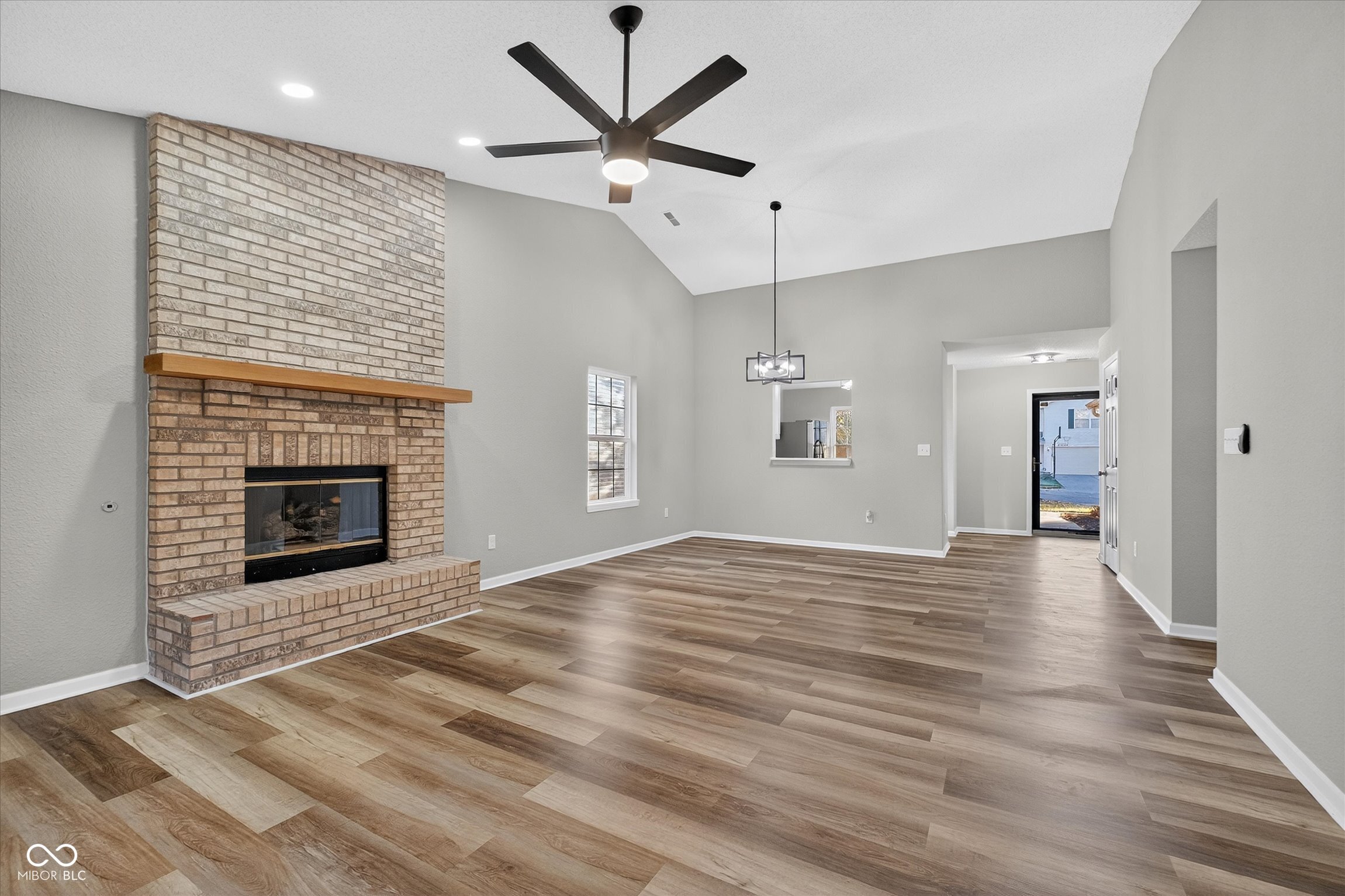 12126 Blue Springs Lane Fishers, IN 46037 - Photo 17 of 31