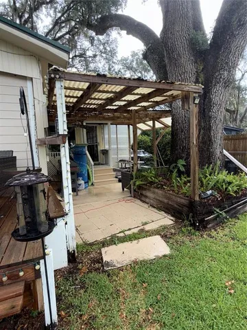 a view of outdoor space