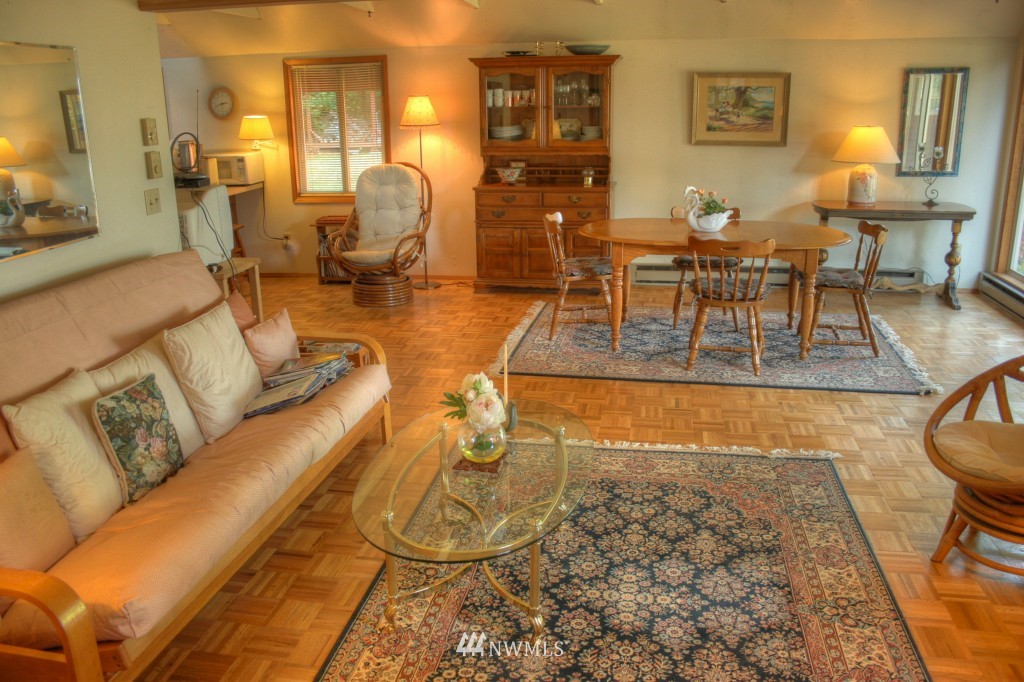 34374 Pilot Point Road Northeast Kingston, WA 98346 - Photo 15 of 23 Gallery Image 15