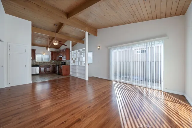 $1,095,000 | 2014 Peyton Avenue, Burbank, CA 91504