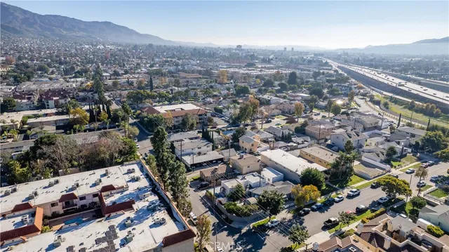 $1,095,000 | 2014 Peyton Avenue, Burbank, CA 91504