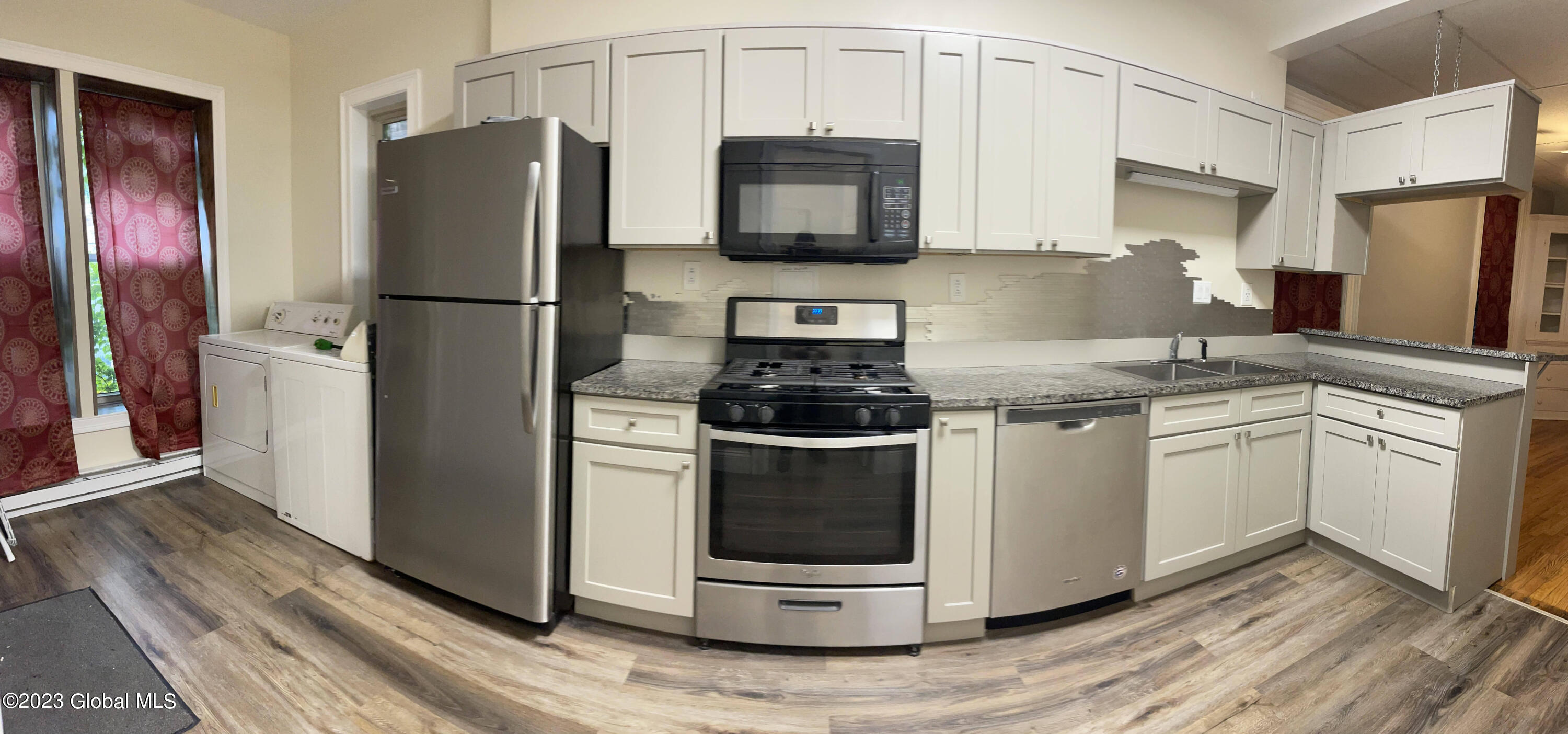 198 4th Street, Unit 2 Troy, NY 12180 - Photo 11 of 17 1