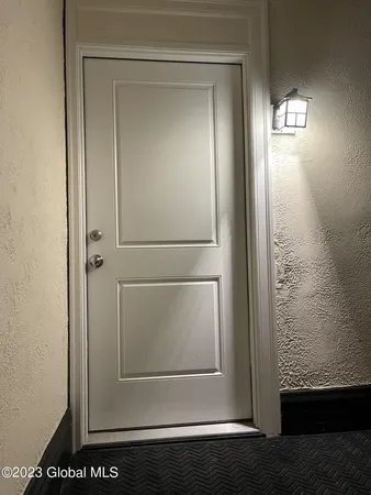 $1,600 | 198 4th Street, Unit 2, Troy, NY 12180