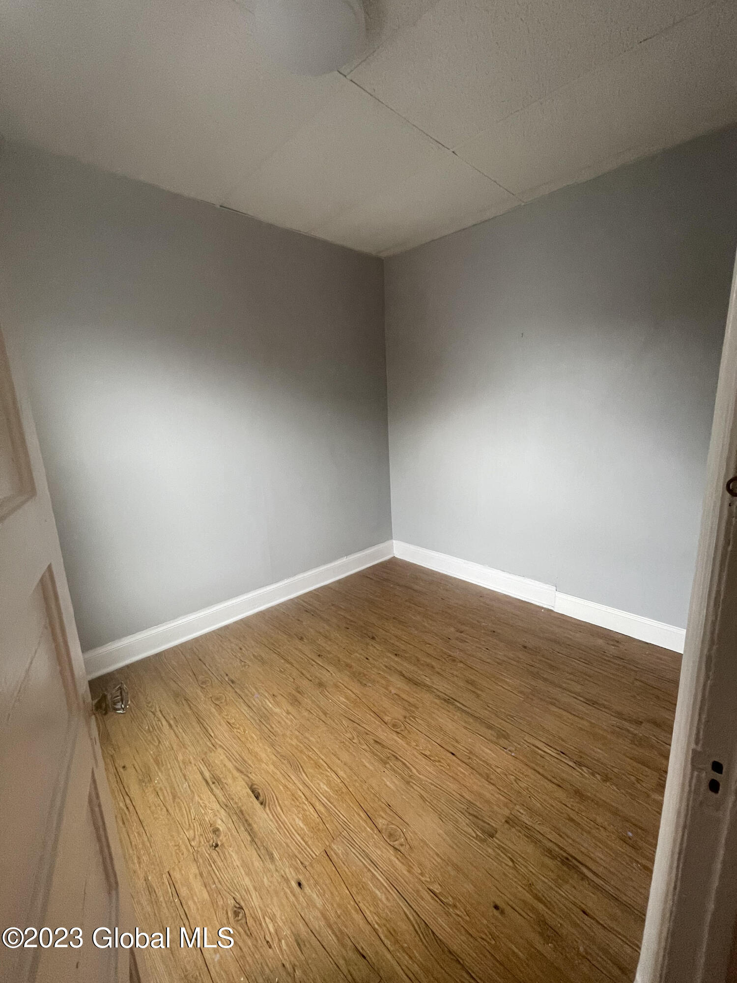 198 4th Street, Unit 2 Troy, NY 12180 - Photo 5 of 17 14