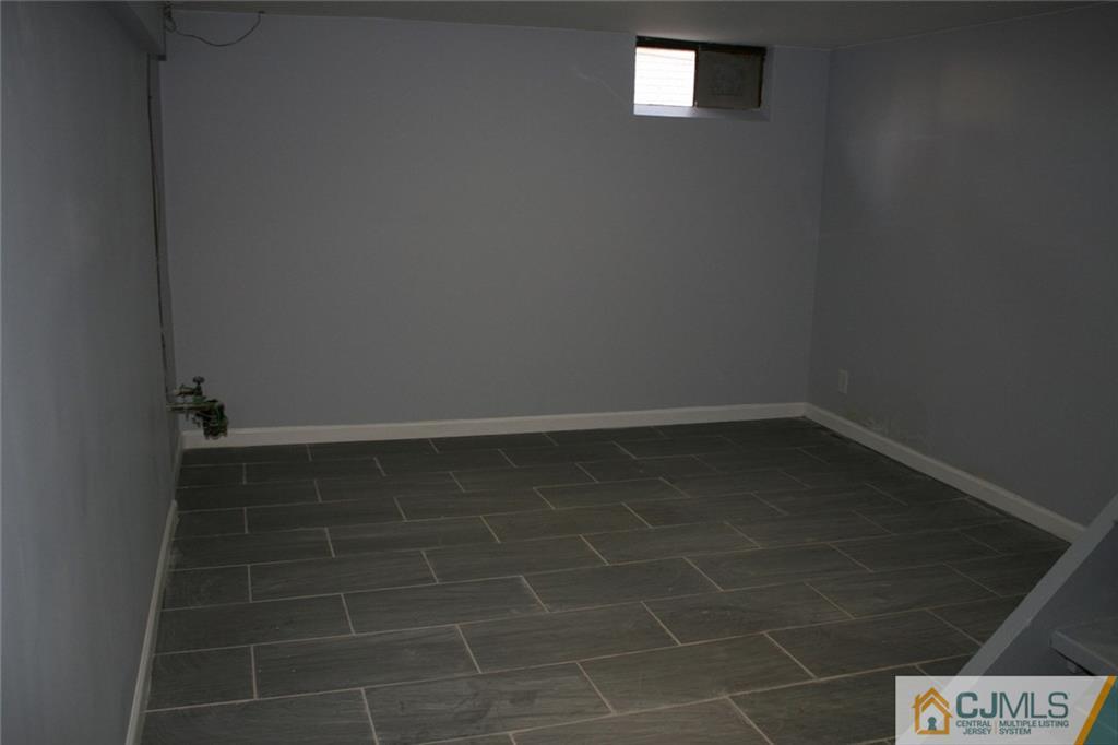 111 Old Post Road Edison, NJ 08817 - Photo 14 of 19 a view of a small space