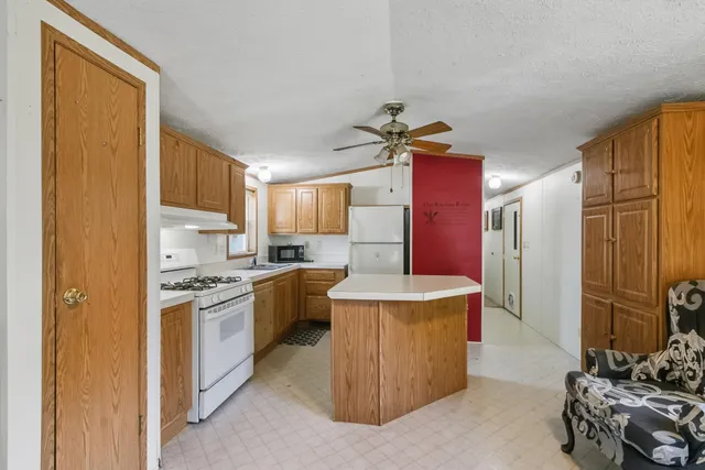 $50,000 | W9345 County Road V, Unit 24, Poynette, WI 53955