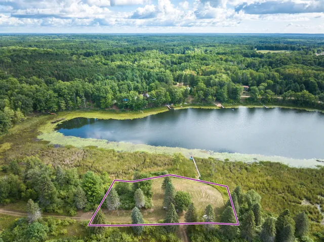 $49,000 | 22390 Ridge Road, Barryton, MI 49305