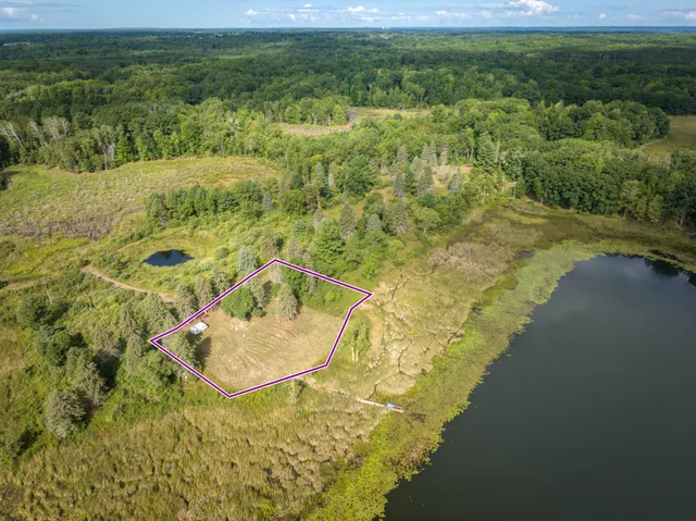 $49,000 | 22390 Ridge Road, Barryton, MI 49305