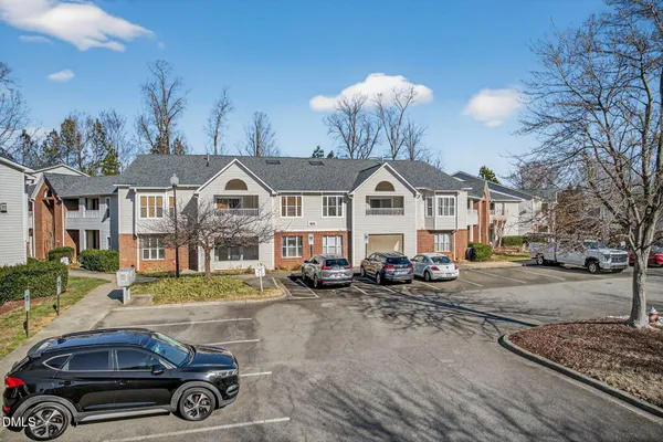 $269,900 | 1911 Falls Landing Drive, Unit 203, Raleigh, NC 27614