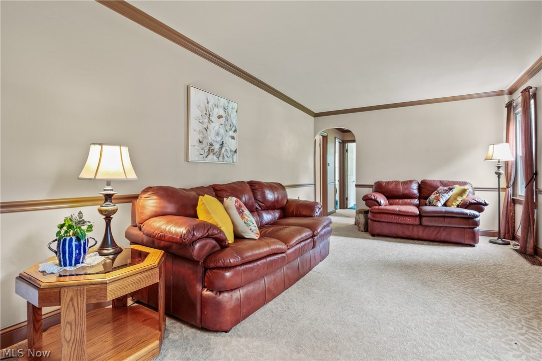6516 White Road Cleveland, OH 44143 - Photo 3 of 35 Gallery Image 3