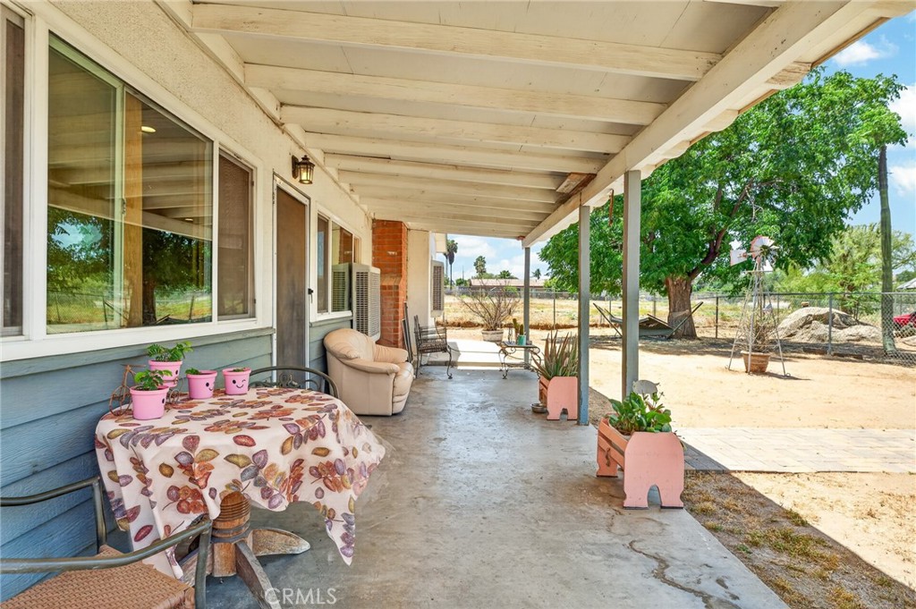 21470 Old Elsinore Road Perris, CA 92570 - Photo 10 of 124 Front Patio
