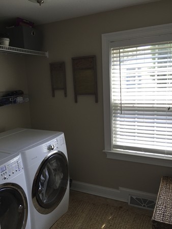 27 Meadow Road East Longmeadow, MA 01028 - Photo 15 of 25 Gallery Image 15