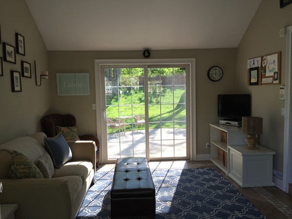 27 Meadow Road East Longmeadow, MA 01028 - Photo 4 of 25 Gallery Image 4