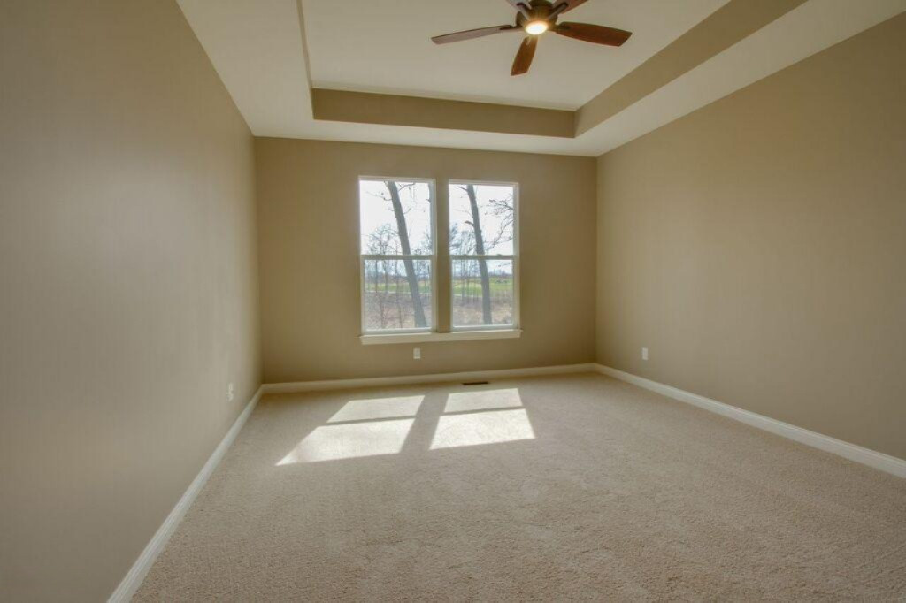 3372 Dunns Ridge, Unit 59 Kalamazoo, MI 49009 - Photo 9 of 16 Stock Photo
