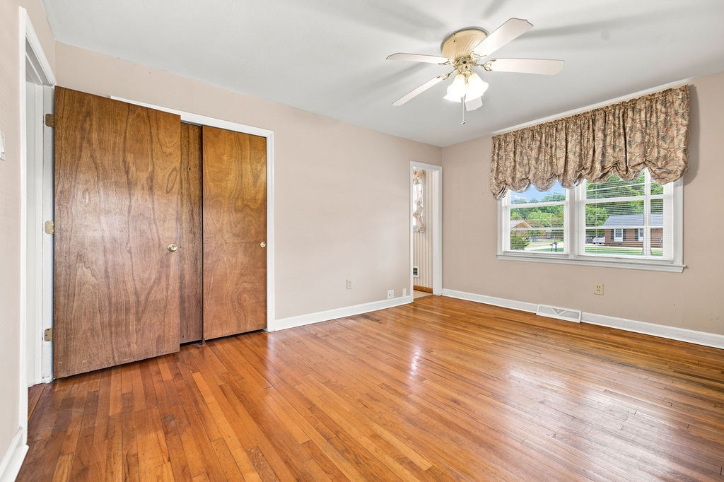 157 Avondale Road Greenwood, SC 29649 - Photo 13 of 31