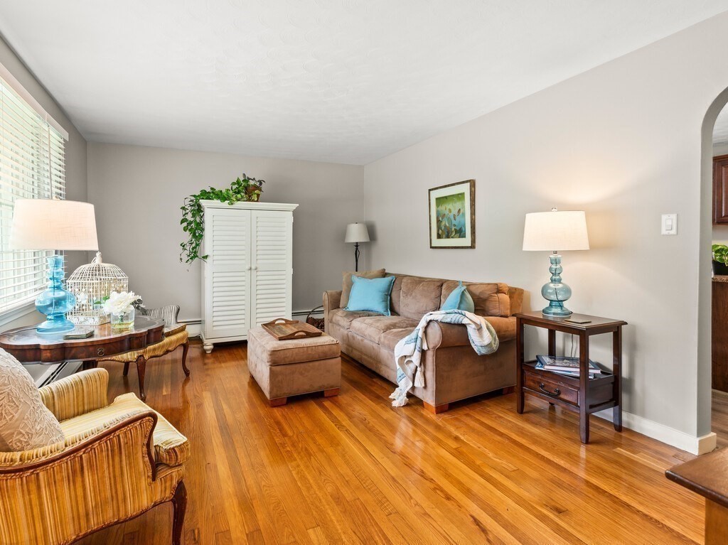 27 Whitla Drive Worcester, MA 01604 - Photo 5 of 38 a living room with furniture and a wooden floor