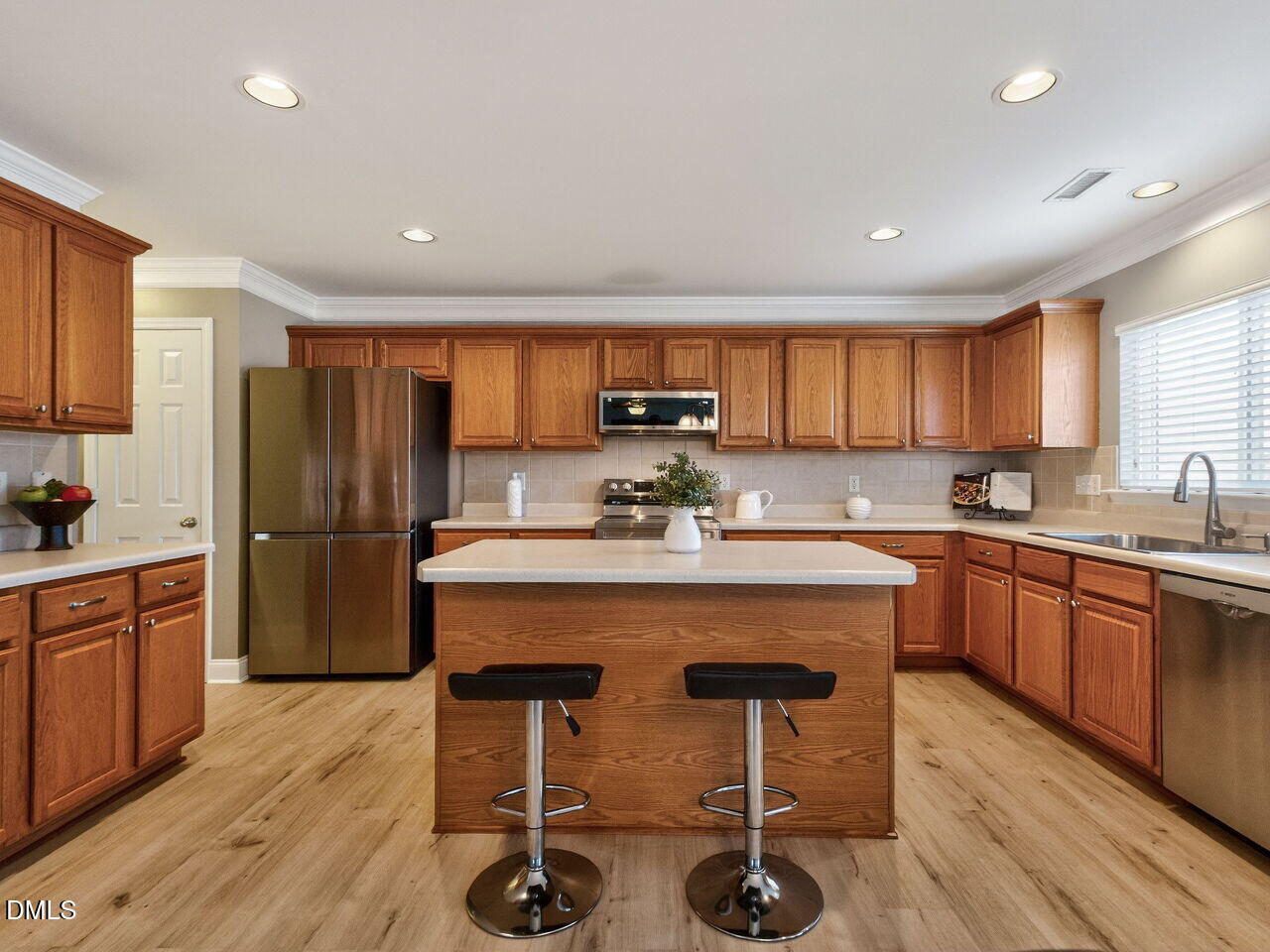 191 Solheim Lane Raleigh, NC 27603 - Photo 11 of 41 012-1280x960-kitchen