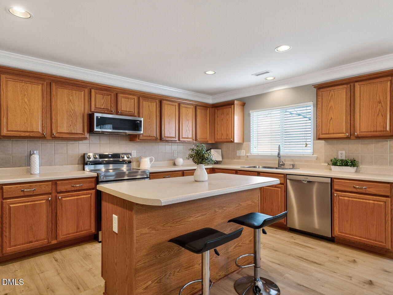191 Solheim Lane Raleigh, NC 27603 - Photo 12 of 41 013-1280x960-kitchen