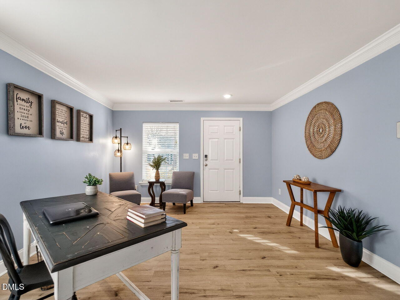 191 Solheim Lane Raleigh, NC 27603 - Photo 5 of 41 006-1280x960-living-room