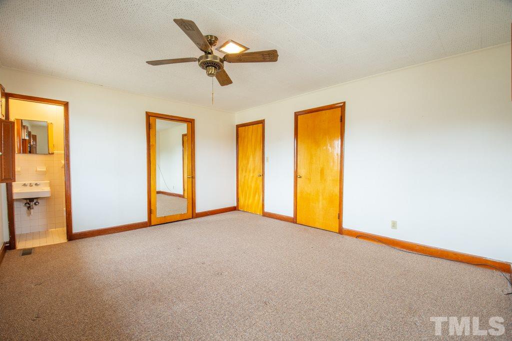 1103 Warren Road Erwin, NC 28339 - Photo 13 of 30 Gallery Image 13