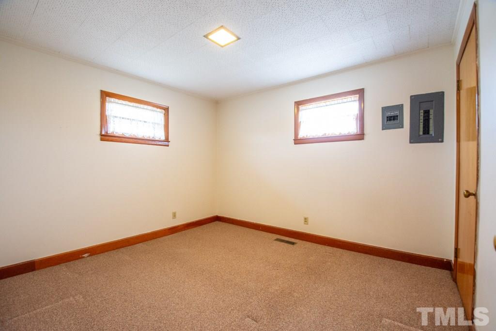 1103 Warren Road Erwin, NC 28339 - Photo 17 of 30 Gallery Image 17