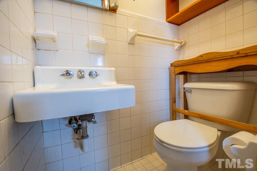 1103 Warren Road Erwin, NC 28339 - Photo 23 of 30 Gallery Image 23