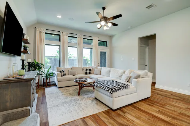 $399,900 | 6206 Glenwick Park Road, Katy, TX 77493