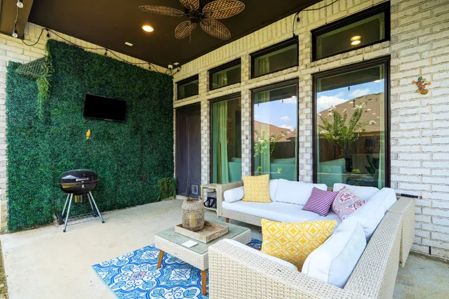 $399,900 | 6206 Glenwick Park Road, Katy, TX 77493