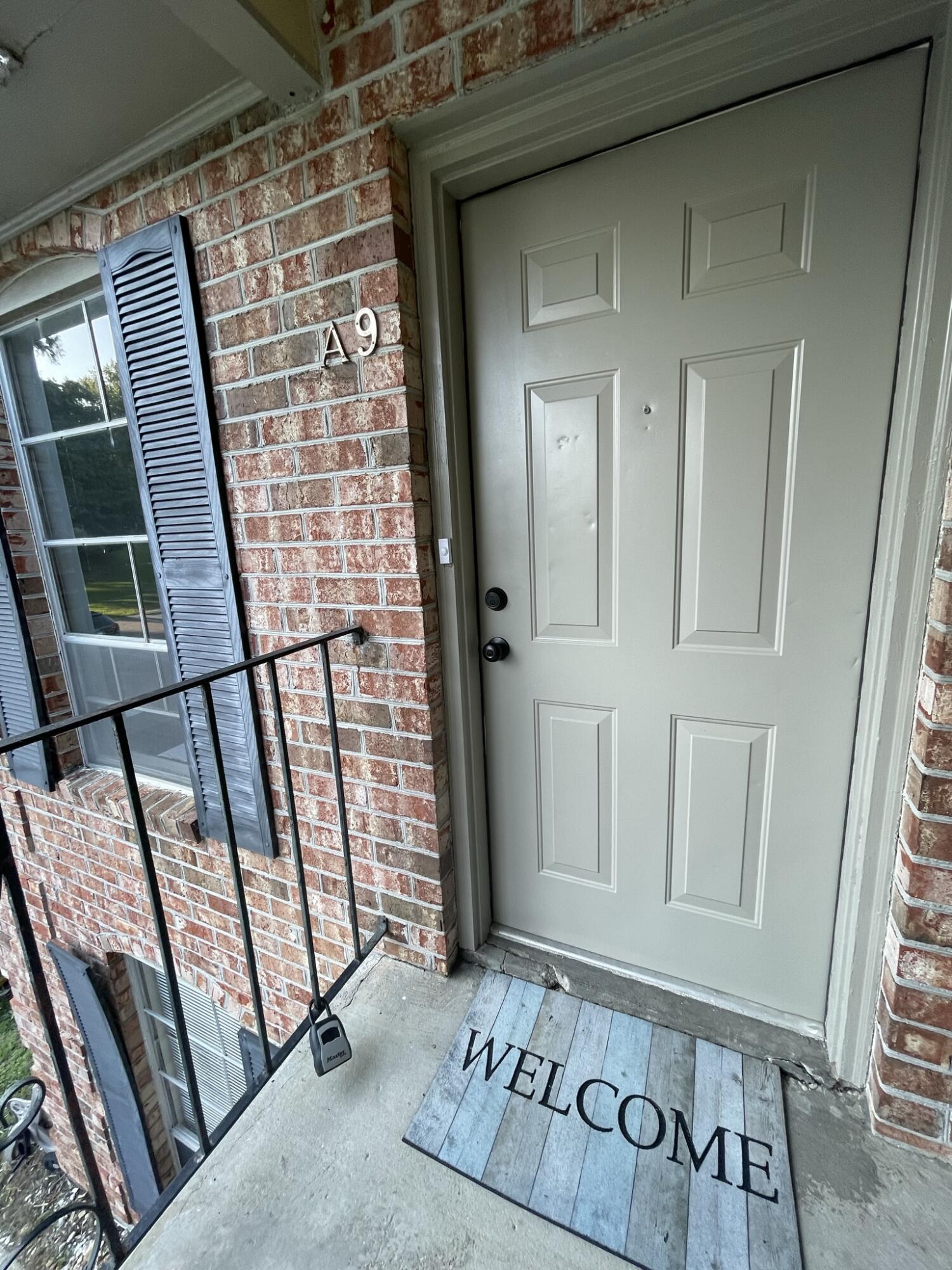 6240 Old Point Road, Unit A9 Hanahan, SC 29410 - Photo 2 of 20 Welcome Home