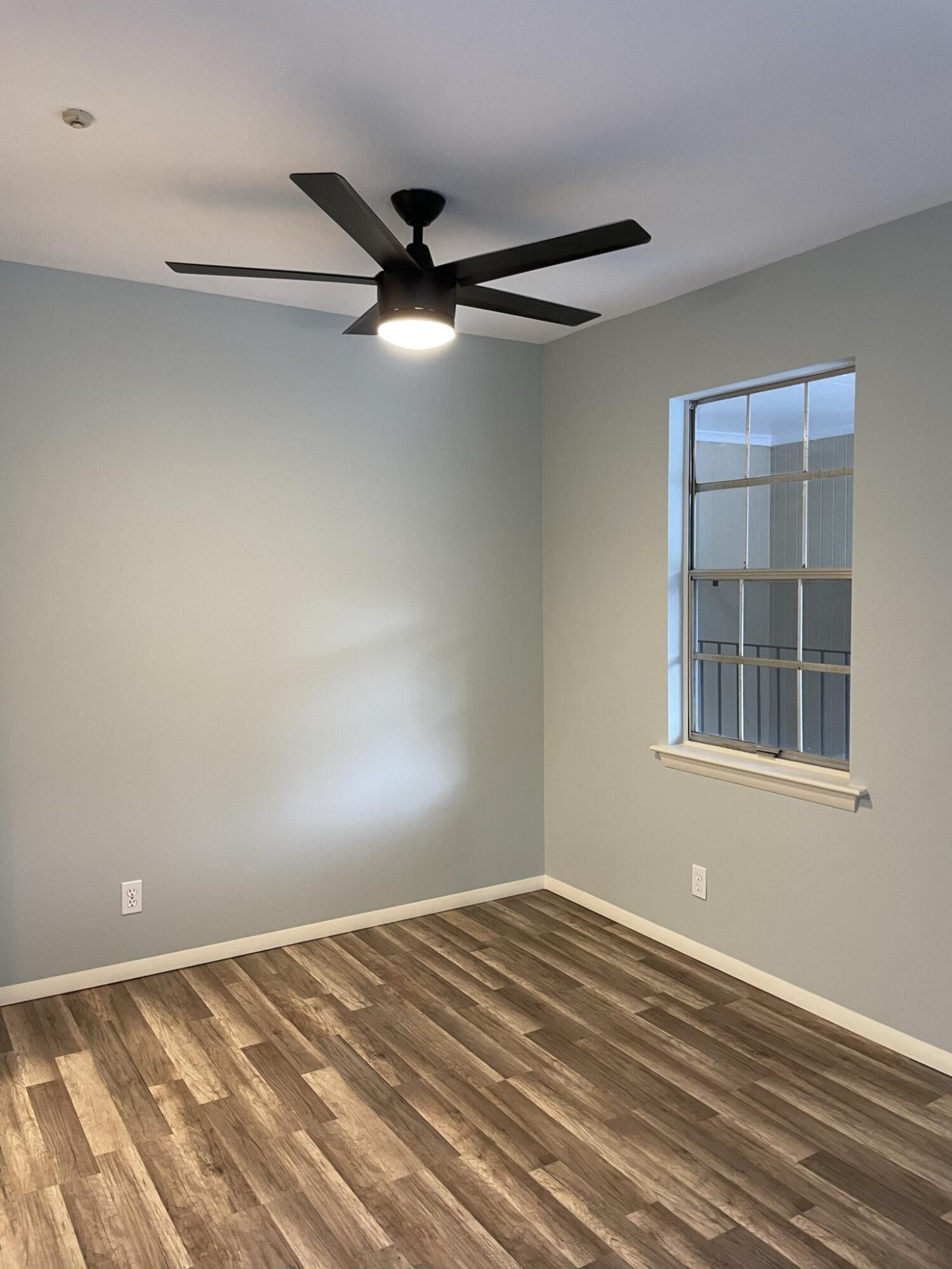 6240 Old Point Road, Unit A9 Hanahan, SC 29410 - Photo 5 of 20 Dining Area