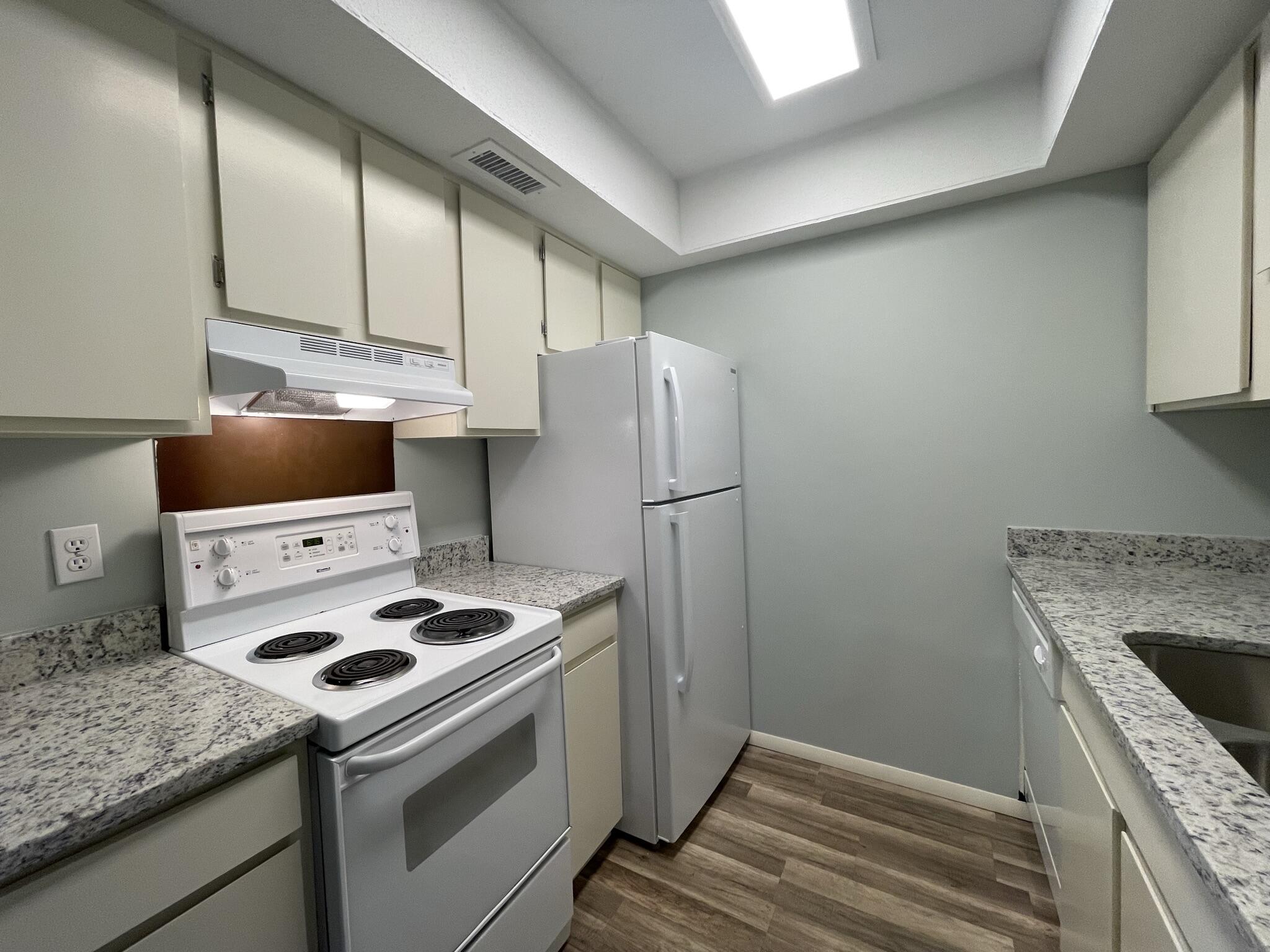 6240 Old Point Road, Unit A9 Hanahan, SC 29410 - Photo 7 of 20 Kitchen