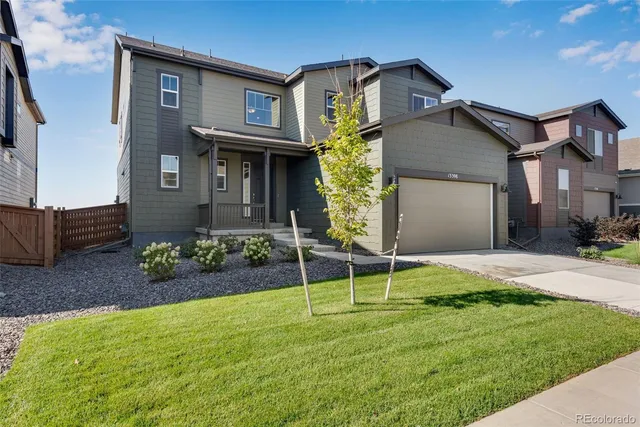a house view with a outdoor space