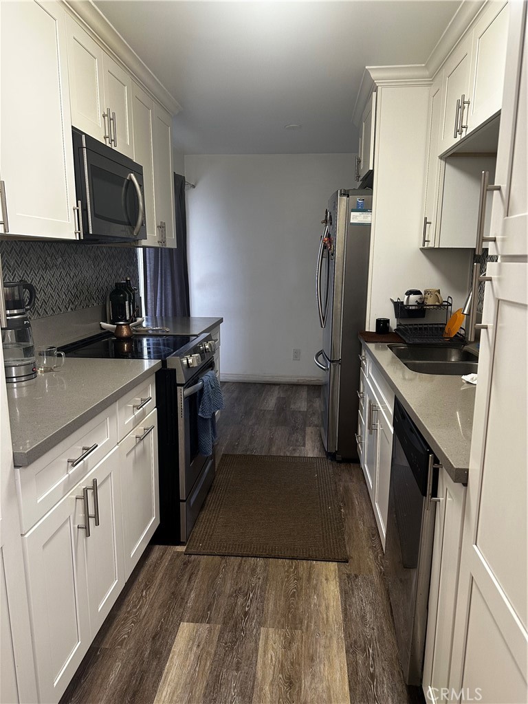 12200 Montecito Road Seal Beach, CA 90740 - Photo 1 of 35