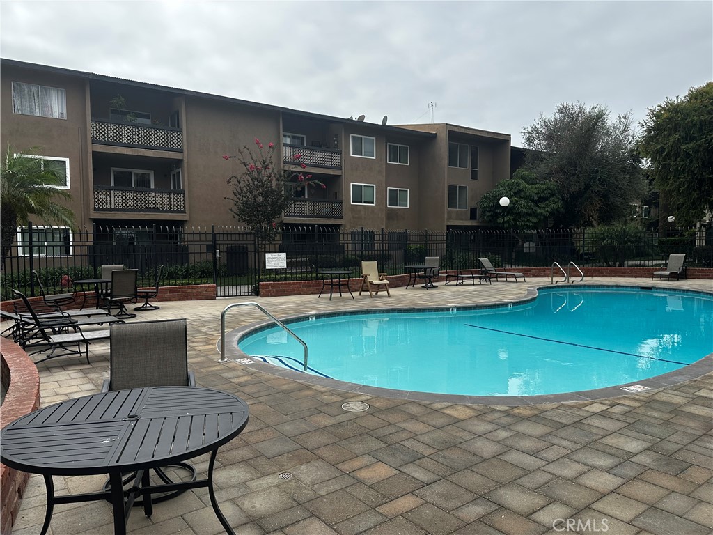 12200 Montecito Road Seal Beach, CA 90740 - Photo 22 of 35