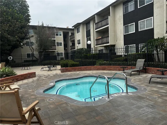 $599,000 | 12200 Montecito Road, Seal Beach, CA 90740