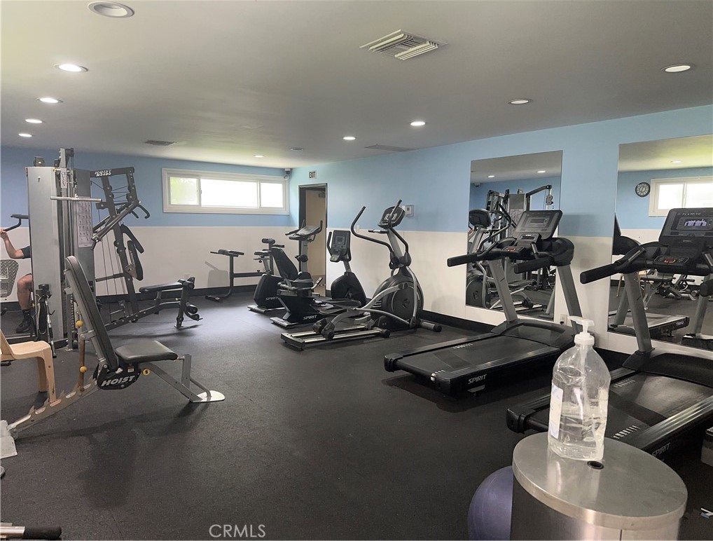 12200 Montecito Road Seal Beach, CA 90740 - Photo 25 of 35