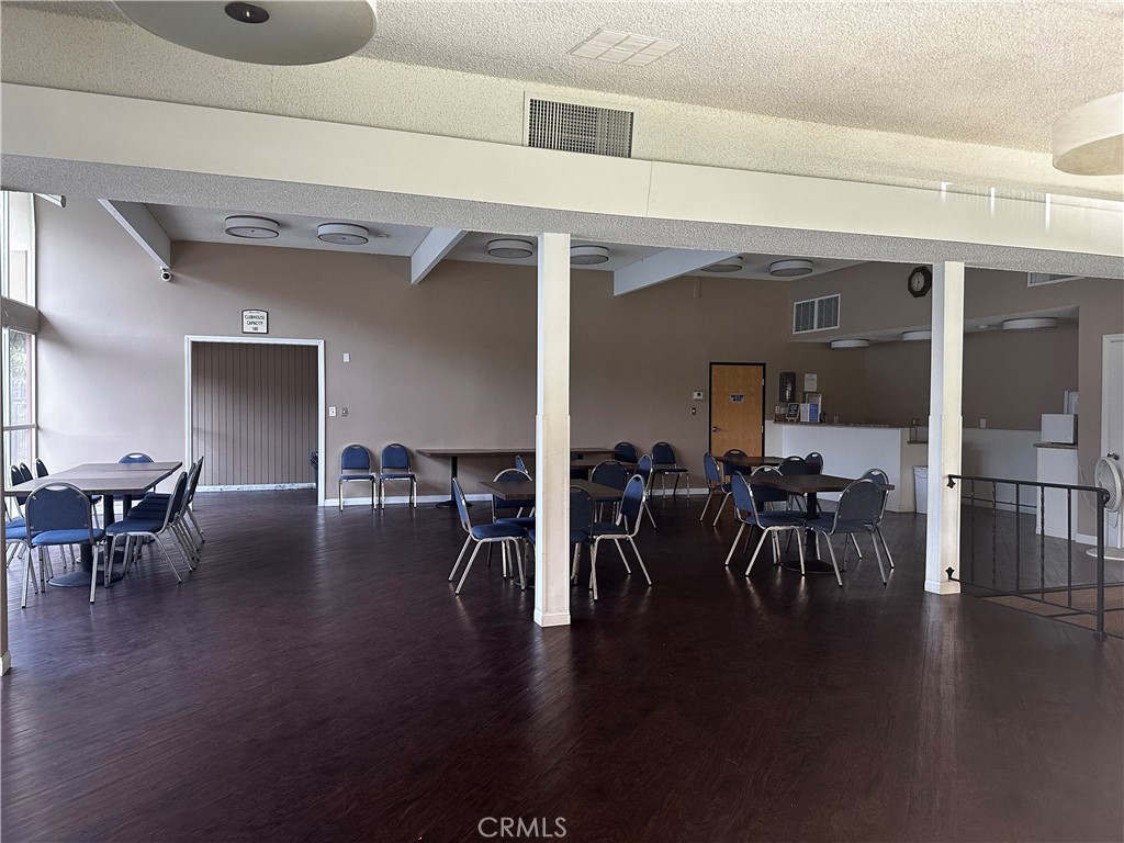 12200 Montecito Road Seal Beach, CA 90740 - Photo 32 of 35 C House